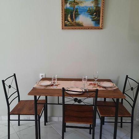 Kalamata Cosy Apartment 2 ภายนอก รูปภาพ