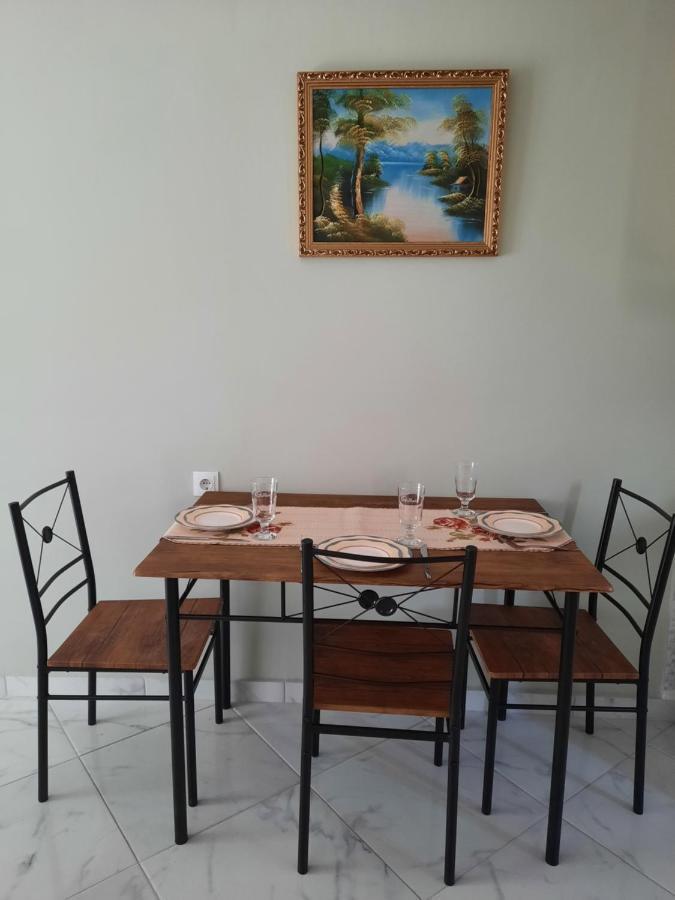 Kalamata Cosy Apartment 2 ภายนอก รูปภาพ